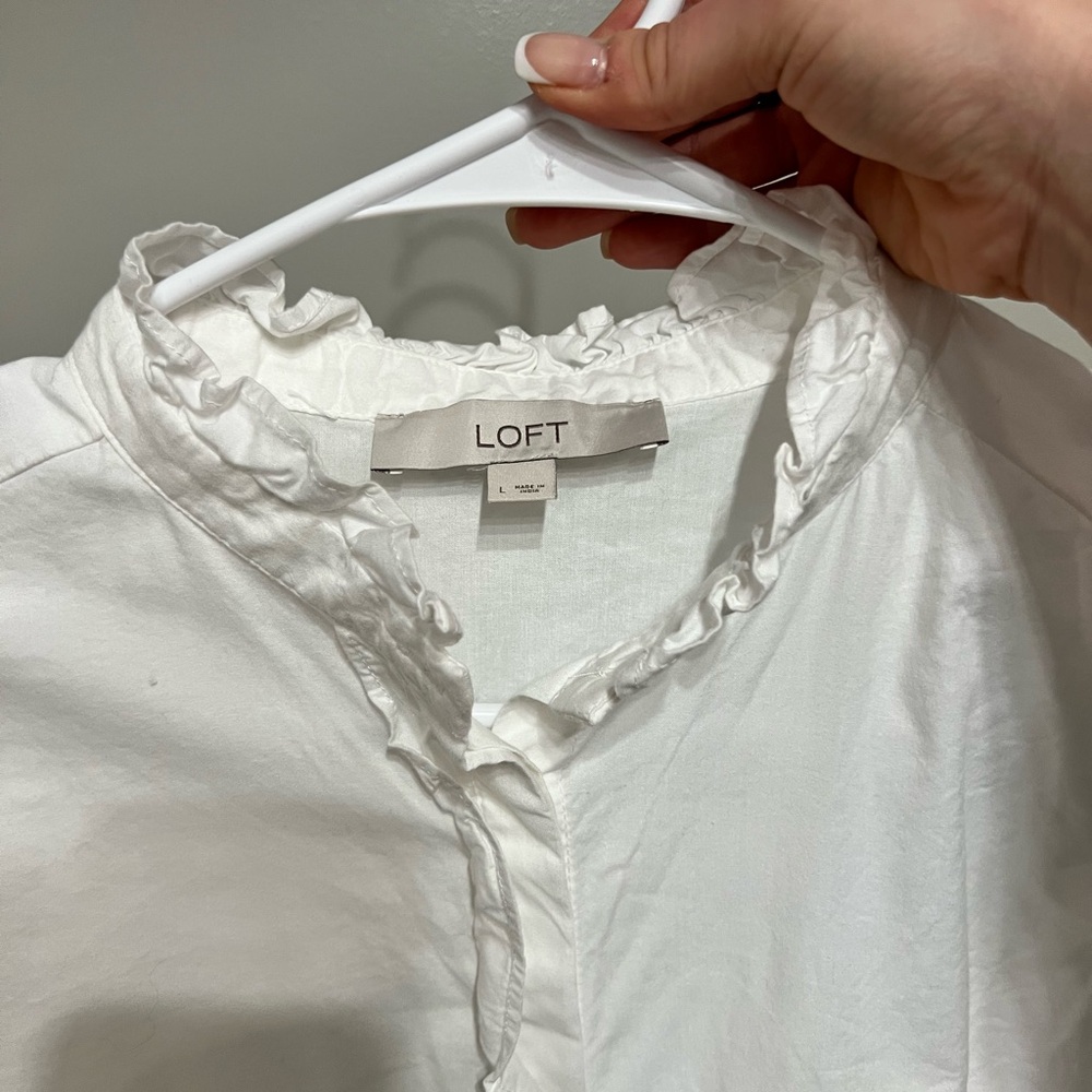 LOFT Ruffled White Blouse - Picture 3 of 3